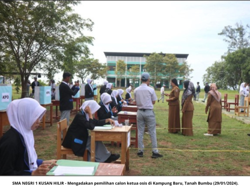 PEMILIHAN KETUA OSIS SMA NEGERI 1 KUSAN HILIR DIGELAR LAYAK PEMILU